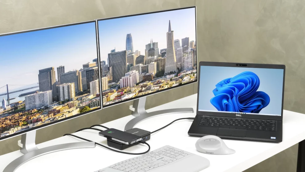 Conquer Your Desk: Top Docking Stations for Dual Monitor Bliss