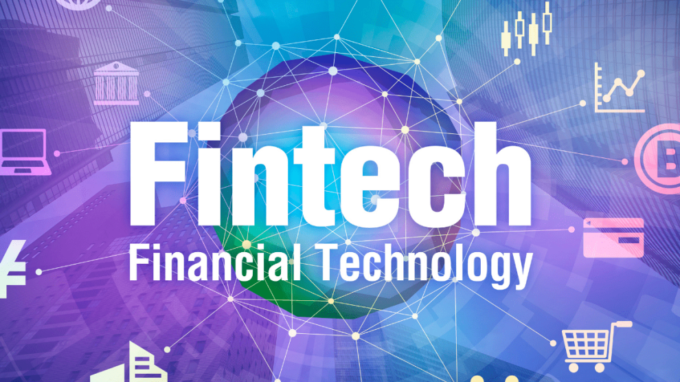 How to use fintech innovations to better manage personal finances