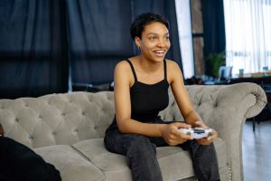 Bridging the Gender Gap in Competitive Gaming