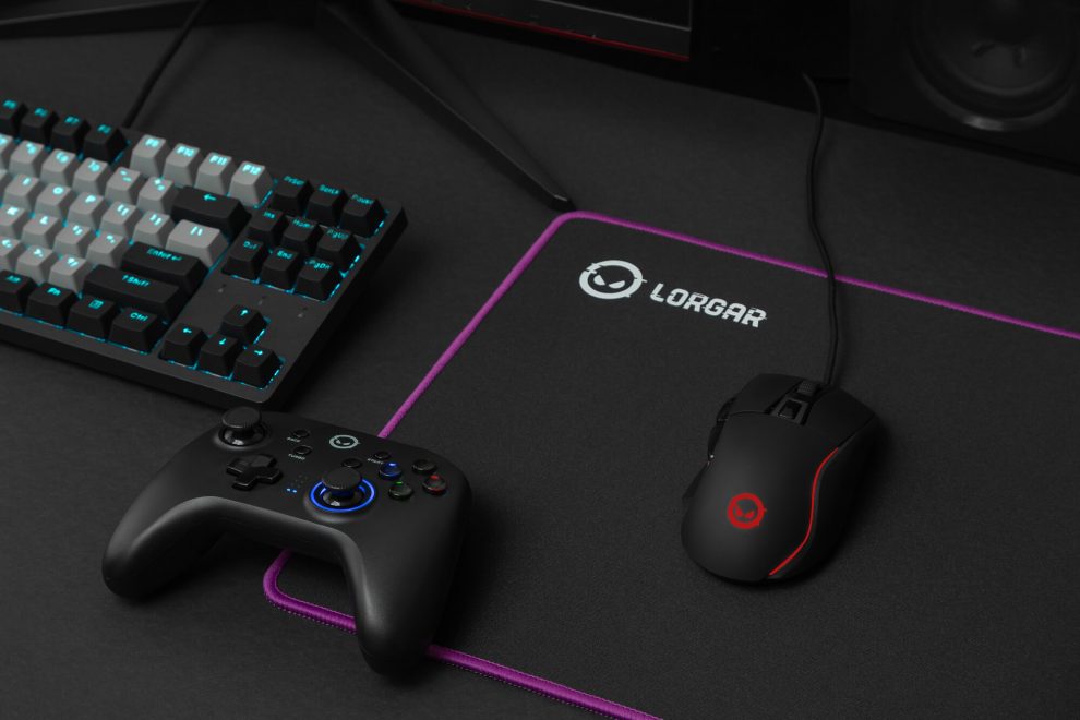 Controller vs Keyboard & Mouse: The Ultimate Showdown for Competitive Gaming Dominance
