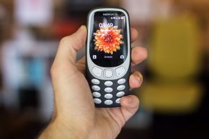 Escaping the Digital Siren Song: My Adventures with a Dumb Phone