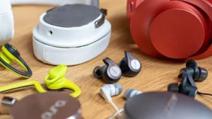 How to Choose the Right Headphones or Earbuds for Your Needs