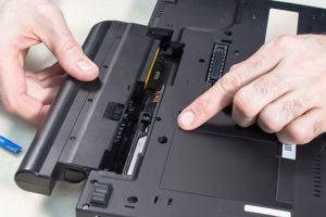 How to Keep Your Laptop Battery Healthy - Tips for Maximizing Lifespan