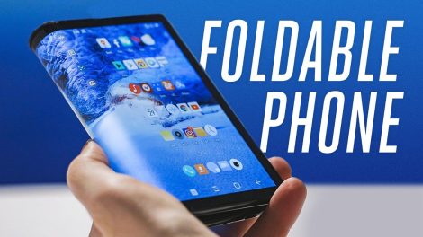 Foldable Screens and Devices Go Mainstream: The Shape of Tech to Come