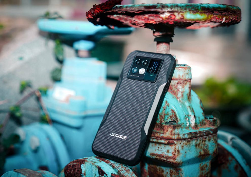 Rugged Phones Put to the Test: Can They Survive Drops, Dirt, and Extreme Temperatures?