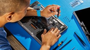 How to Identify Gadgets that Support Right to Repair