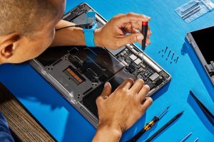 How to Identify Gadgets that Support Right to Repair