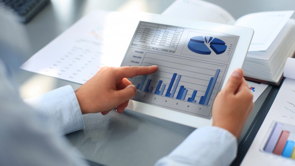 How to collect and analyze data to guide business decisions