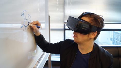 How to Become a VR/AR Developer for Leading-Edge Tech