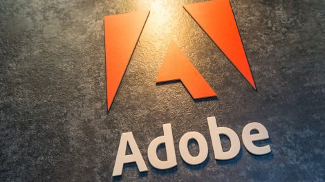 Adobe's Privacy Policy Fiasco: Photographers Demand Transparency