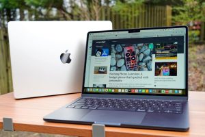 The Laptop Battle Heats Up: RTX 4070 Windows Machines Tackle MacBook Pro's Reign