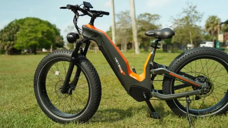 The Heybike Hero: A Carbon Fiber E-Bike for Discerning Riders, But is it Worth the Price?