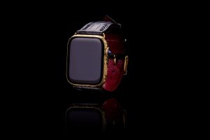 The Stuarthughes 24CT Gold Apple Watch Series 9 Sapphire Edition