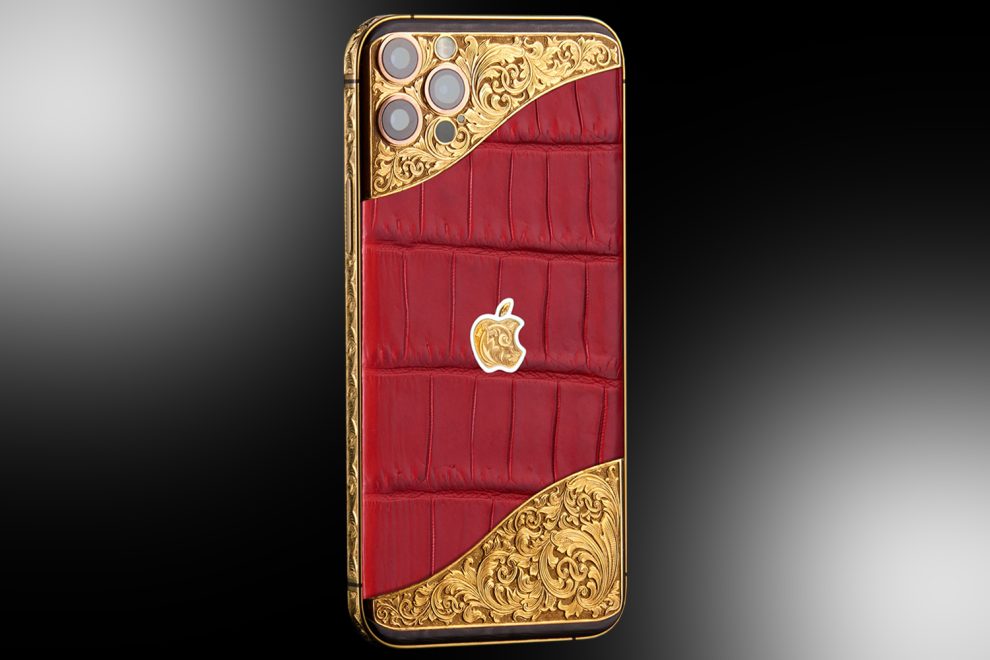 The 24CT Gold iPhone 15 Pro Max Classic Wave Edition