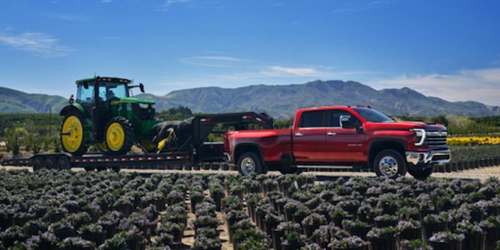 Chevrolet Silverado HD: A Heavy-Duty Workhorse