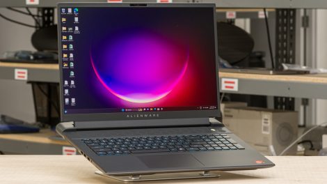 Alienware m18 R2: A Colossus of Gaming