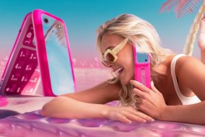 Barbie Flip Phone: A Fashionable Comeback