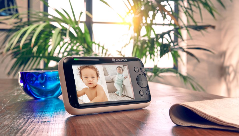 PIP1510-2 CONNECT 5.0" Wi-Fi Motorized Video Baby Monitor - Two Camera Set: A Comprehensive Review