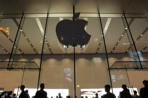 Apple's Digital Marketplace Grinds to a Halt