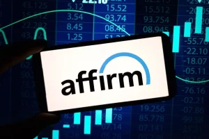 Affirm Shares Plummet as Klarna-Apple Pay Alliance Reshapes BNPL Landscape