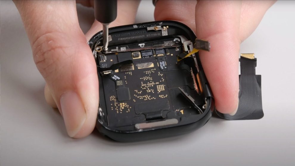 Apple Watch Series 10 Teardown Unveils Challenges in Wearable Tech Repairability