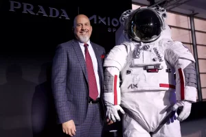 "The Astronaut Wears Prada" Axiom Reveals the First Lunar Spacesuits Since Apollo