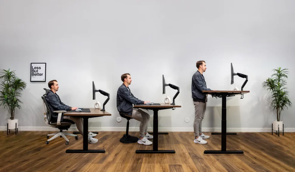 Mount-It Disrupts Standing Desk Market with Affordable Yet Premium Electric Workstation