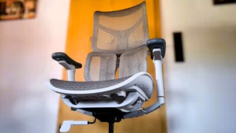 The Budget-Friendly Sihoo Doro S100 Ergonomic Chair That Punches Above Its Weight Class