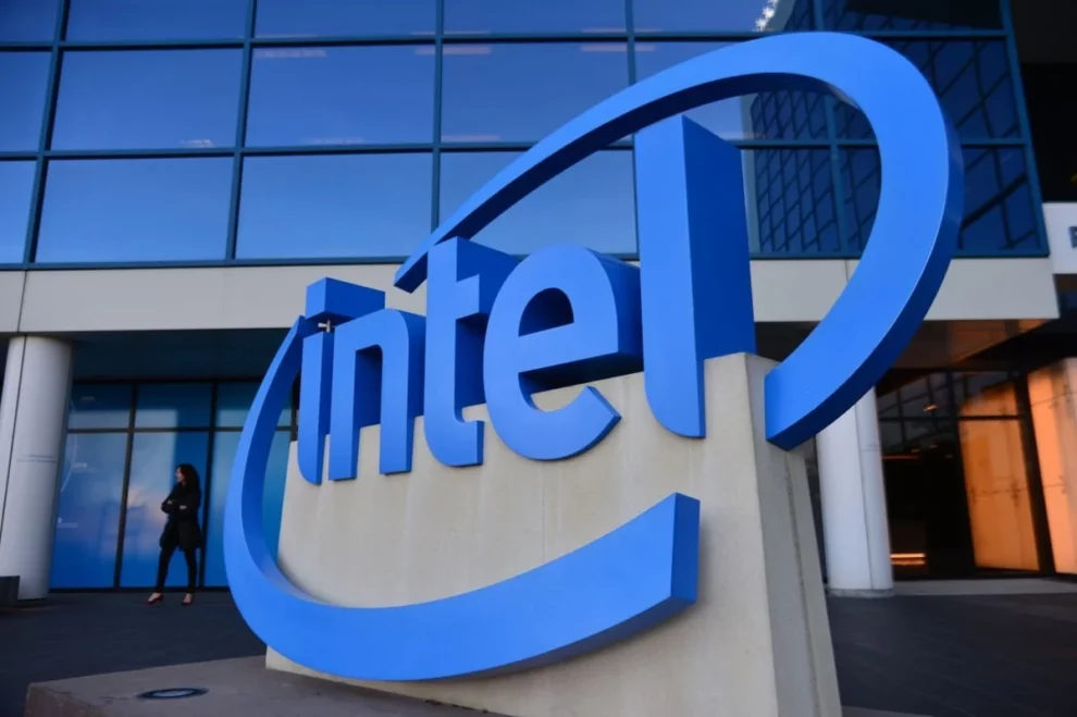 Intel's Linux Patch Aims to Warn Users of Outdated Microcode, Flagging Potential Vulnerabilities