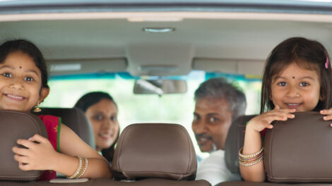 Smart Parents' Guide: Essential Car Features That Make Family Travel a Joy