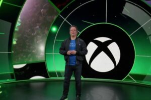 Microsoft Gaming Chief Signals New Era of Cross-Platform Strategy