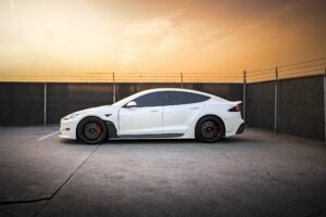 Tesla's Ultimate Evolution: Joe Rogan's Custom Model S Plaid Breaks New Ground