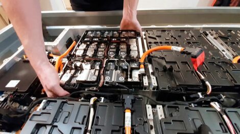 Ensuring Longevity: Comprehensive EV Battery Maintenance Tips