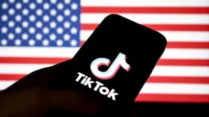 TikTok Makes a Comeback in US App Stores Amid Ongoing Uncertainty