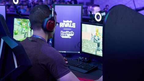 The Biggest Call of Duty Twitch Streamers (And What They Play)